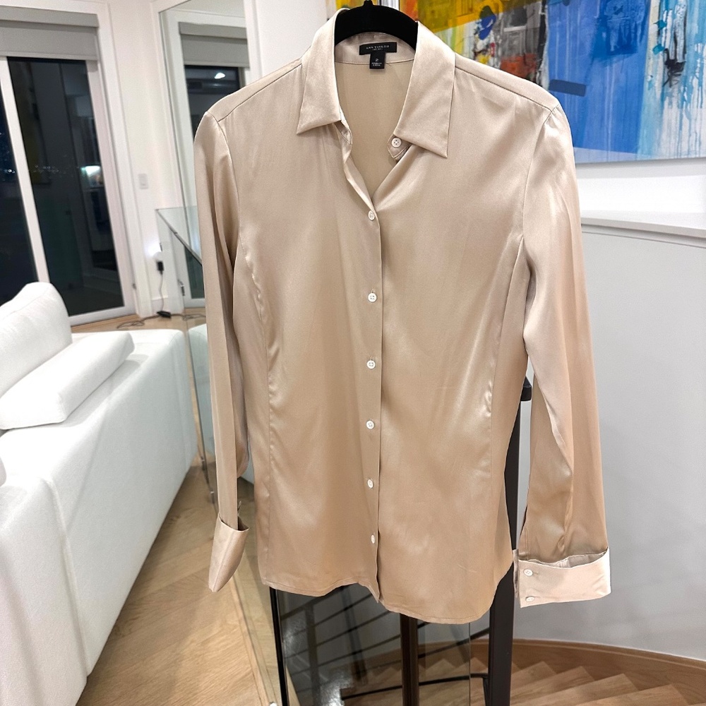 Ann Taylor Silk Charmuese Satin French Cuff Champagne Tan Cream Blouse Size 2